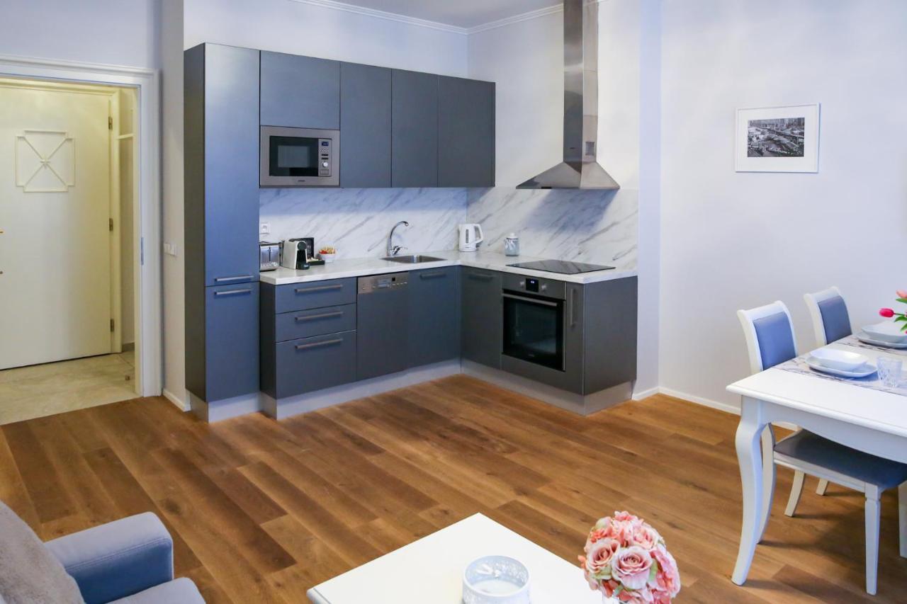 White & Gray Apartments Praha Bagian luar foto